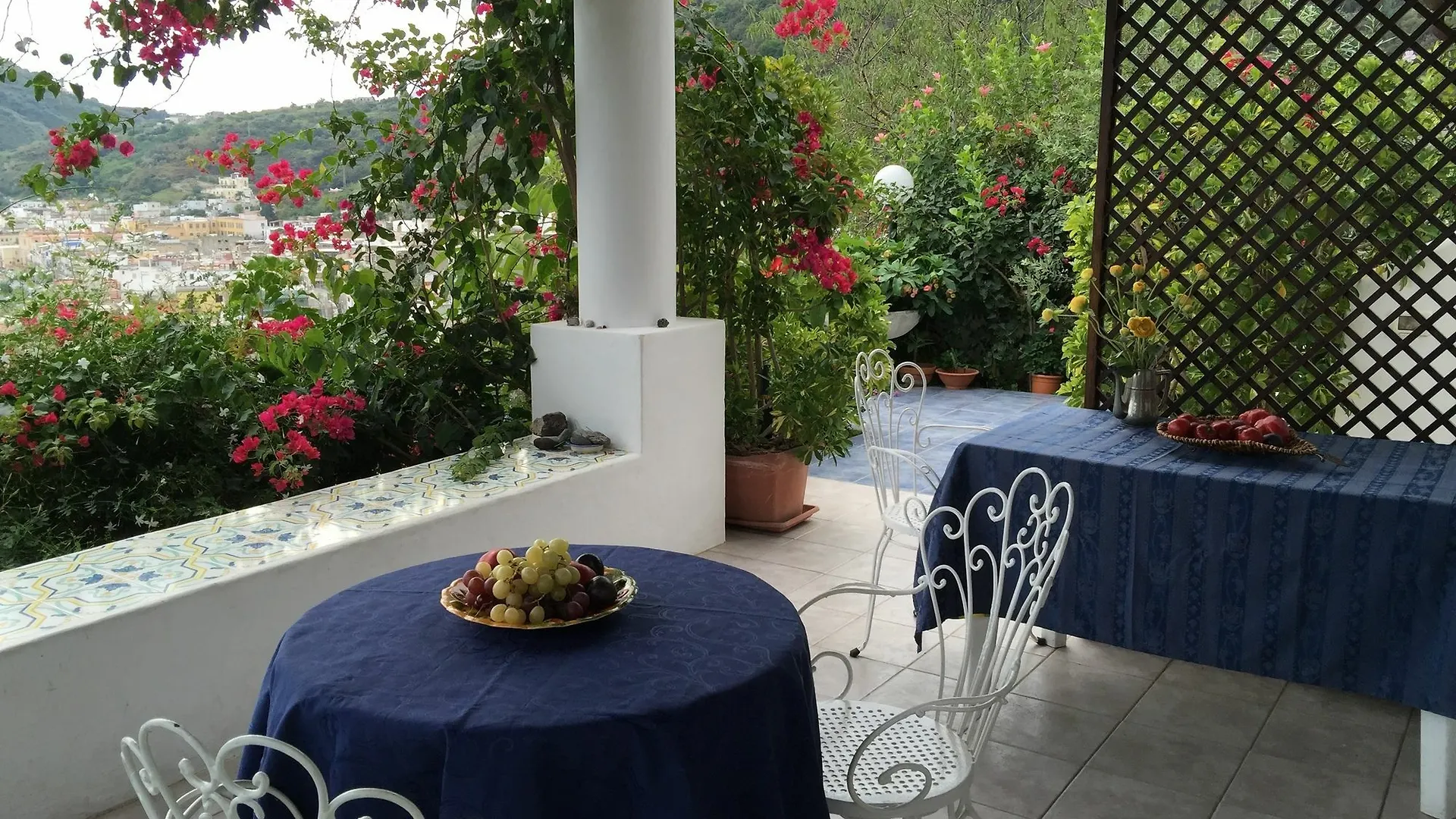 Case Mela Hotel Canneto  Italy